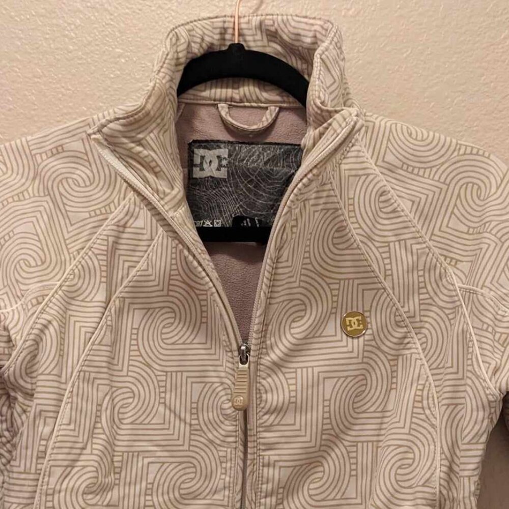 DC Softshell Jacket - S - Picture 4 of 11